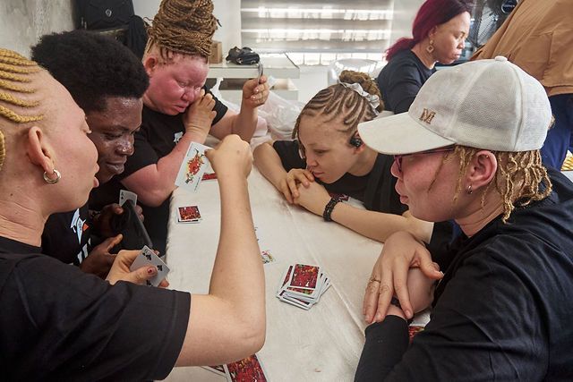 alumni playing a card game